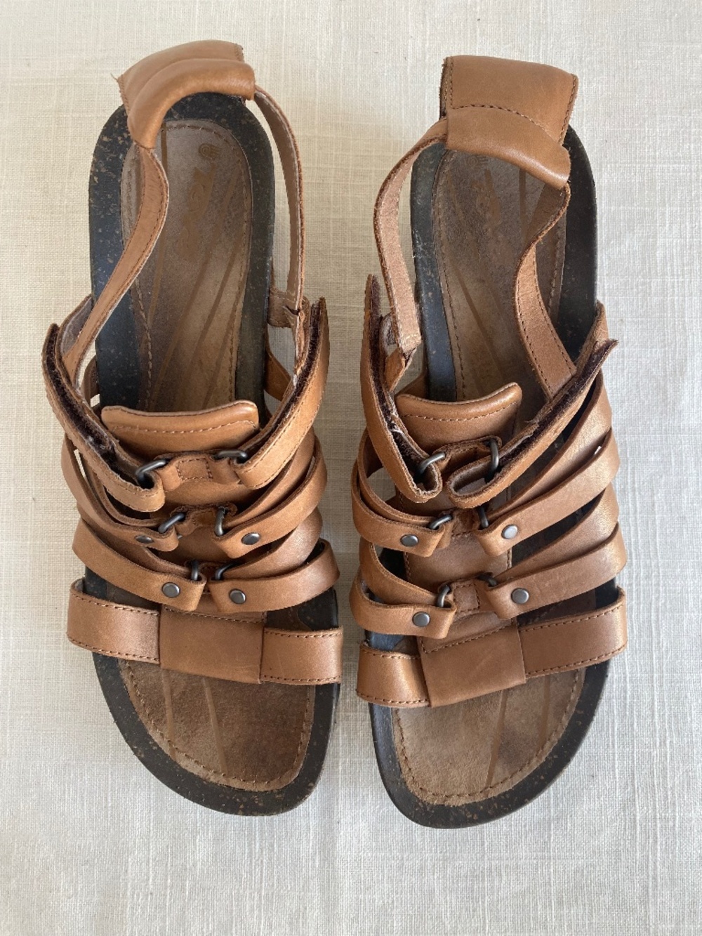 Teva Cabrillo  brown leather wedge sandals Size 9